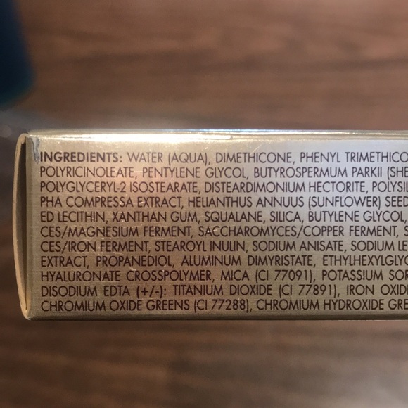 Stila Aqua Glow serum conccealer - Picture 6 of 7